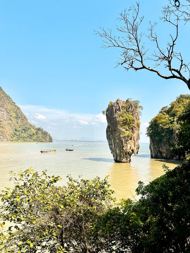A Splash of Adventure in Phuket! 🌊