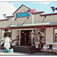 Exotic shopping at Alaska Ketchikan Creek St 🇺🇸 