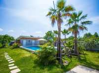 Me and Tree Villa