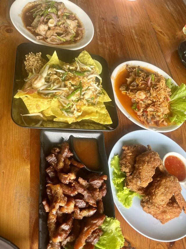 อิงนา จรเข้สามพัน อู่ทอง สุพรรณบุรี