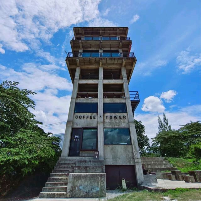 清邁廢墟風咖啡店