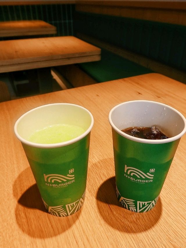 全港首家擁有自家牧場的漢堡店🍔