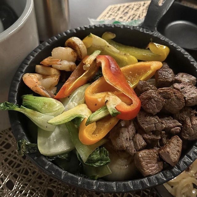 【韓国】目の前でお肉を焼いてくれる日本がコンセプトのお店🥩