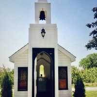 The Smallest Chapel ⛪️ I ever visited 🇨🇦 