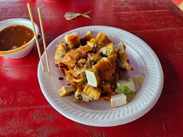 A very local delicacy, Laksa Ikan Sekoq at Langkawi