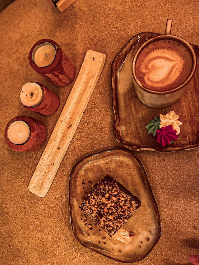 【ドバイ】お洒落すぎるアーストーンなカフェ☕️