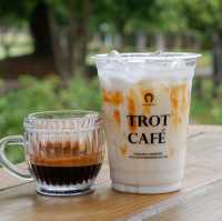 TROT CAFE KHAOYAI