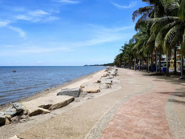 “หาดวอนนภา” ทะเลสวยใกล้กรุงเทพ