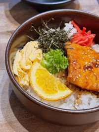 True local experience at local sushi place in Danang 