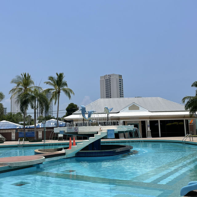 ที่พักติดหาดส่วนตัว Asia Pattaya hotel 