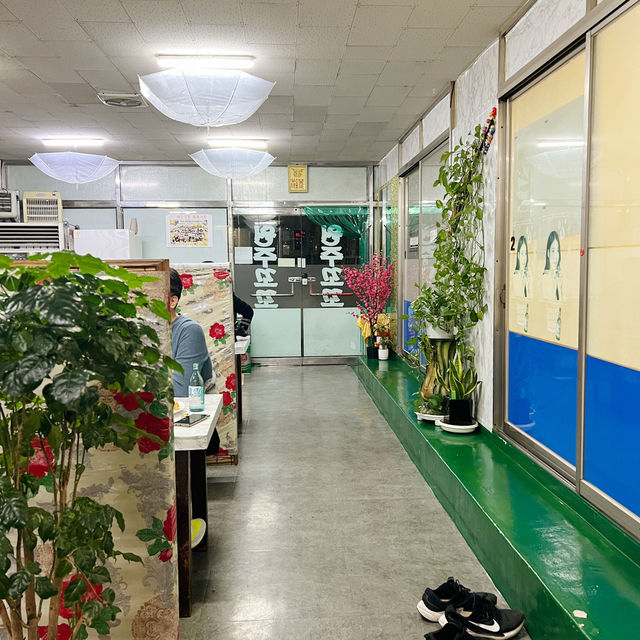 마늘이 유명한 의성에서 마늘닭먹기