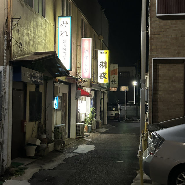 名鐵站出口步行三分鐘、離城下町步行十分鐘、離明治村名鐵20分鐘的高CP值溫泉飯店