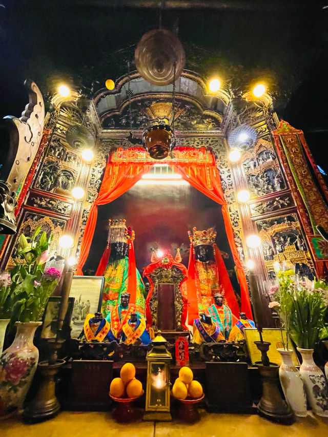 香港観光🇭🇰 香港最古の寺院「文武廟」🏛️