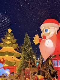 Deck the Malls: Christmas at Tianhe Mall in Guangzhou