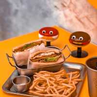 Zackey朝起 Luther Burger& Breakfast