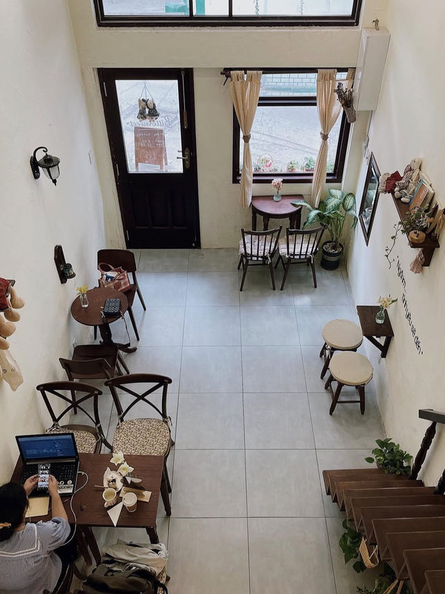 Bittersweet Cafe
