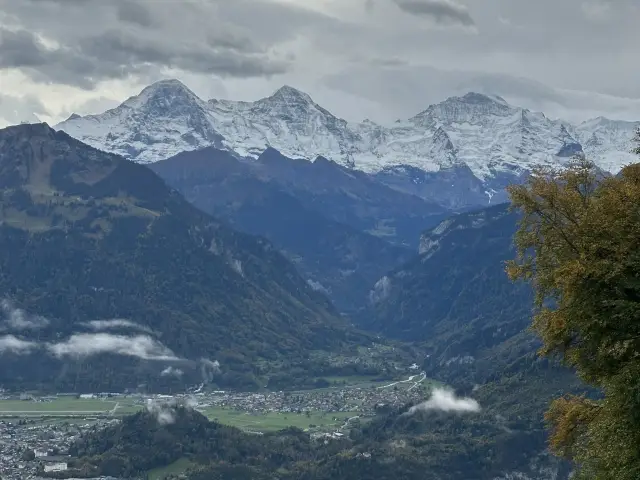 Exploring Interlaken: A Hiker’s Dream in Switzerland