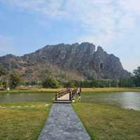 Hug Valley Cafe : เพชรบุรี