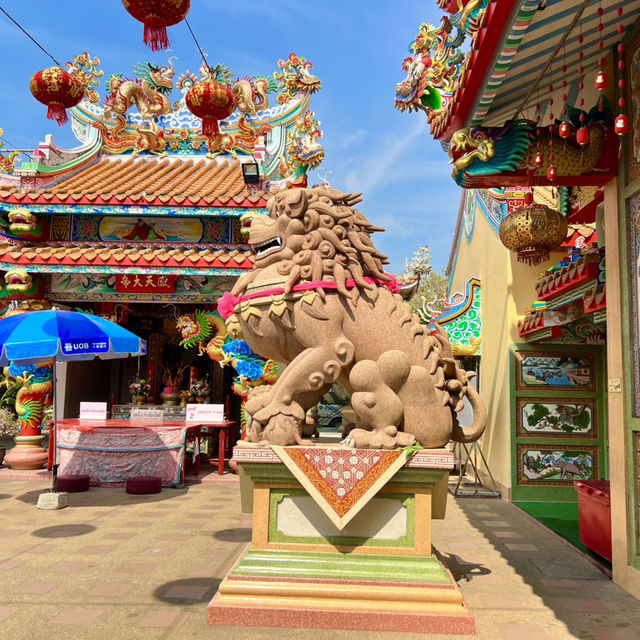 ศาลเจ้ากวนอู ไร่ไหหลำ ชลบุรี