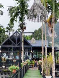 Bridge Hill cafe คาเฟ่วิวหลักล้านที่สุราษฎร์ธานี