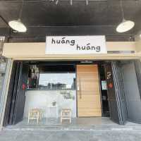 Coffee, Conversations, and Cozy Corners: A Day at Huang Huang