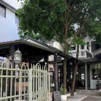 lovely cafe