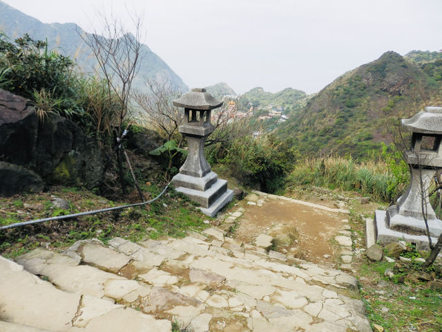 Climbing to the Sky: Gold Temple’s Hidden Trail