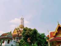 泰國曼谷市中心湄南河畔著名古跡皇家寺廟：Wat ChakkrawatRachawat Woramahawihan，適合打卡拍照📸冥想 