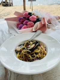 White House Beach Café & Restaurant