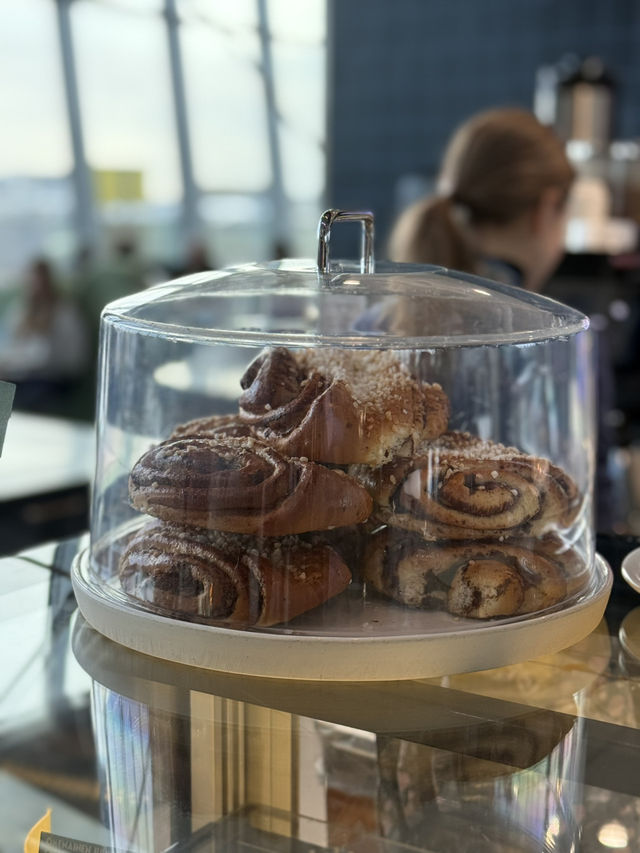 Cozy & Cute: Moomin Coffee at Helsinki Airport 🇫🇮