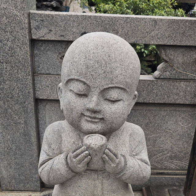 Guangxiao Temple (光孝寺)