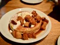 Chill Café in Aoyama – Crisscross🥞
