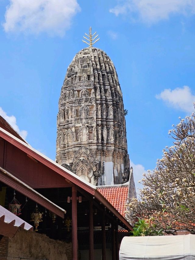 วัดมหาธาตุวรวิหาร พระอารามหลวงแห่งราชบุรี