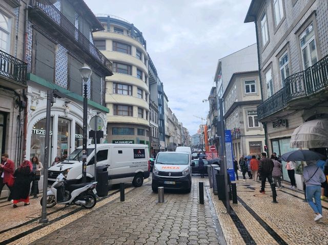 [🇵🇹ポルト] ポルトの歴史ある伝統市場、ボリャン市場で地元の活気を感じる