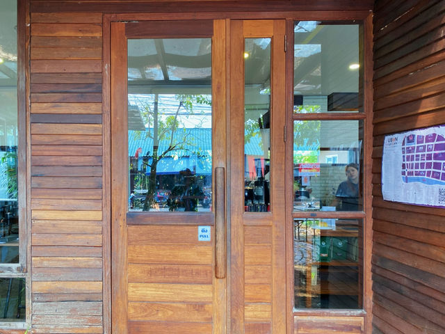 LIFE Roaster - คาเฟ่เอาใจคอกาแฟ
