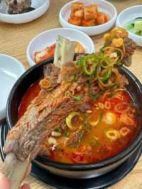 김치명인의 갈비탕집