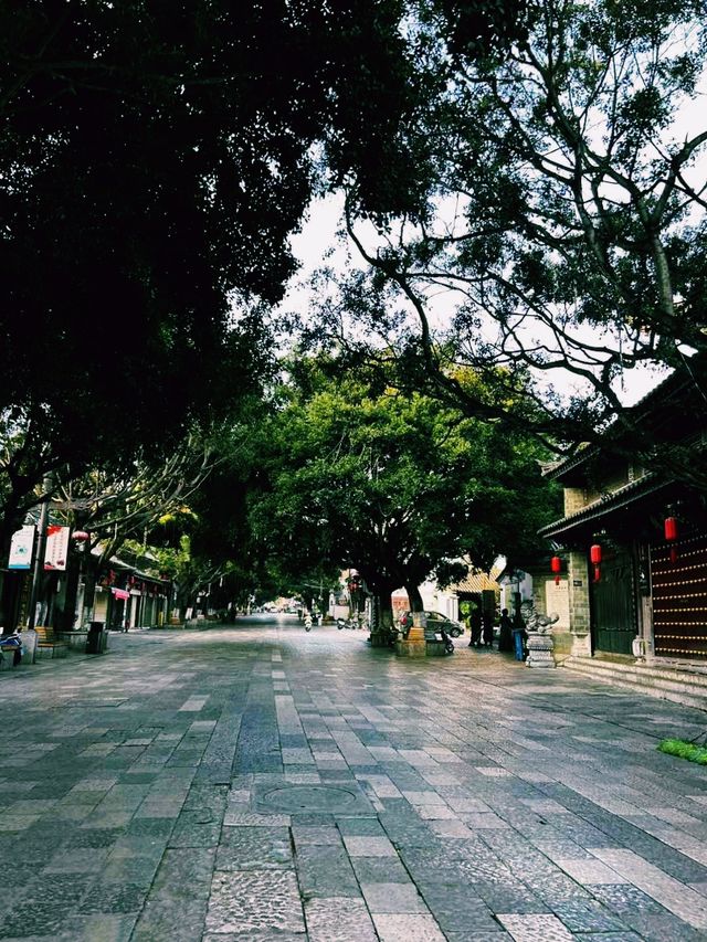 中國雲南紅河著名旅遊城市建水旅行攻略，適合打卡拍照📸