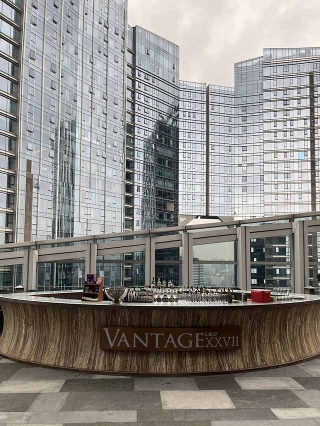 The St. Regis Chengdu: Where Timeless Elegance Meets Modern Luxury
