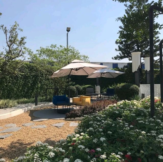 ร้าน Du Louvre Cafe&Bistro
