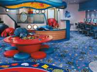 🚢 Explorer of the Seas Review: Your Ultimate Fun-Filled Floating Playground! ⚓