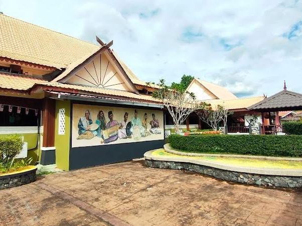 “The Legend Lives On: Discovering the Mystery of Makam Mahsuri in Langkawi”