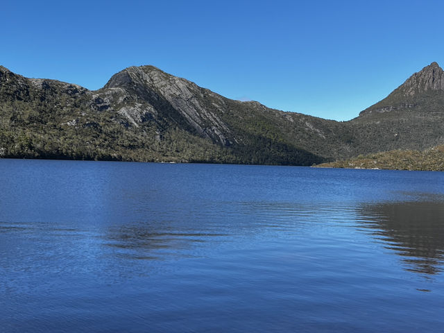 Explore the beauty of Cradle Mountain Dove Lake