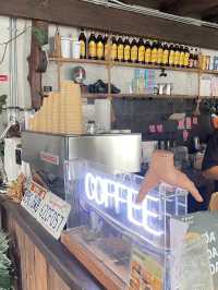 Makai Cafe and Space