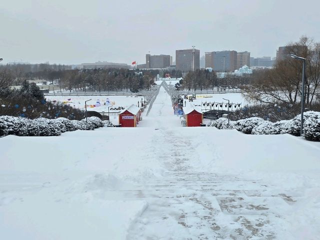 겨울왕국이 된 창춘 세계조소원