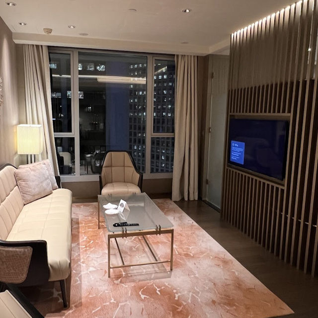 香港置地文華東方酒店 (The Landmark Mandarin Oriental, Hong Kong)