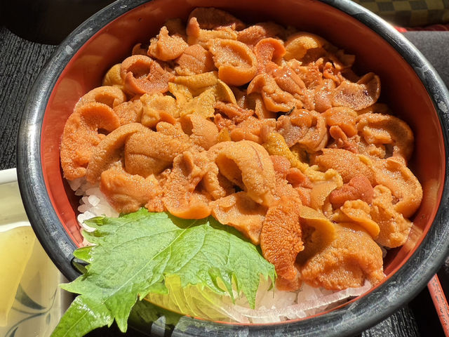 5 may 2025 積丹海膽美味😋，試過札幌/小樽/東京魚市場（我吃過的）都不值一吃！不美味！