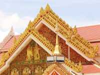 วัดพระธาตุเชิงชุมวรวิหาร ครอบพระพุทธบาท 4 องค์
