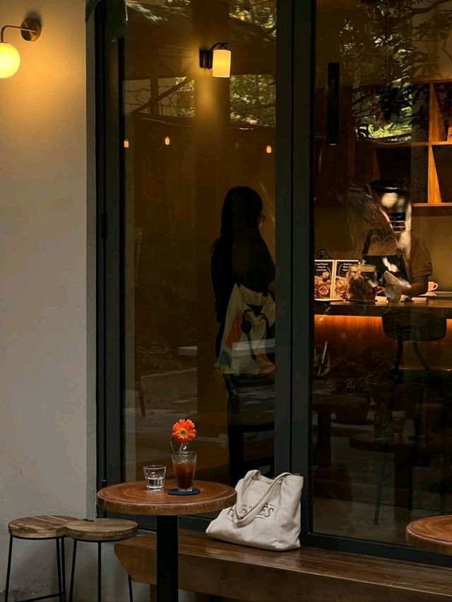 Tranquil Books & Coffee