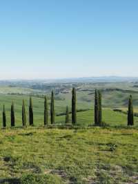 世界遺産の絶景　イタリア　トスカーナのオルチャ渓谷