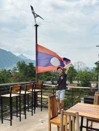 “พูม่าย คาเฟ่” คาเฟ่ที่วิวสวยที่สุดในวังเวียง